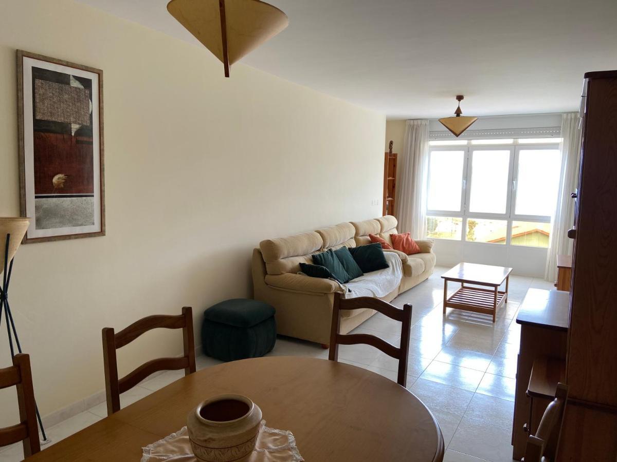 Apartamento en primera línea de playa en Laxe Exterior foto